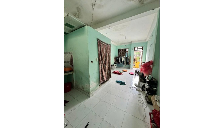 HIẾM- Bán nhà mặt tiền CHỢ NGUYỄN SƠN 46m2, 1Lầu, 5.55Tỷ